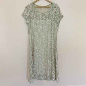 Sundance Beige Lace Overlay Short Sleeve Knee-Length Dress